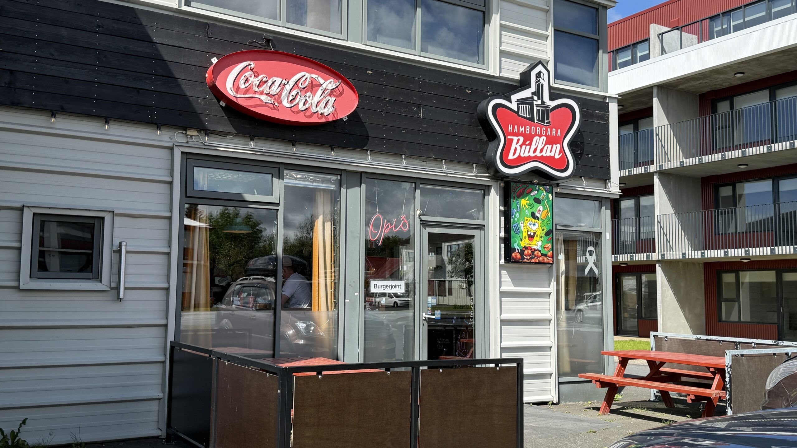 Tommi's Burger Joint