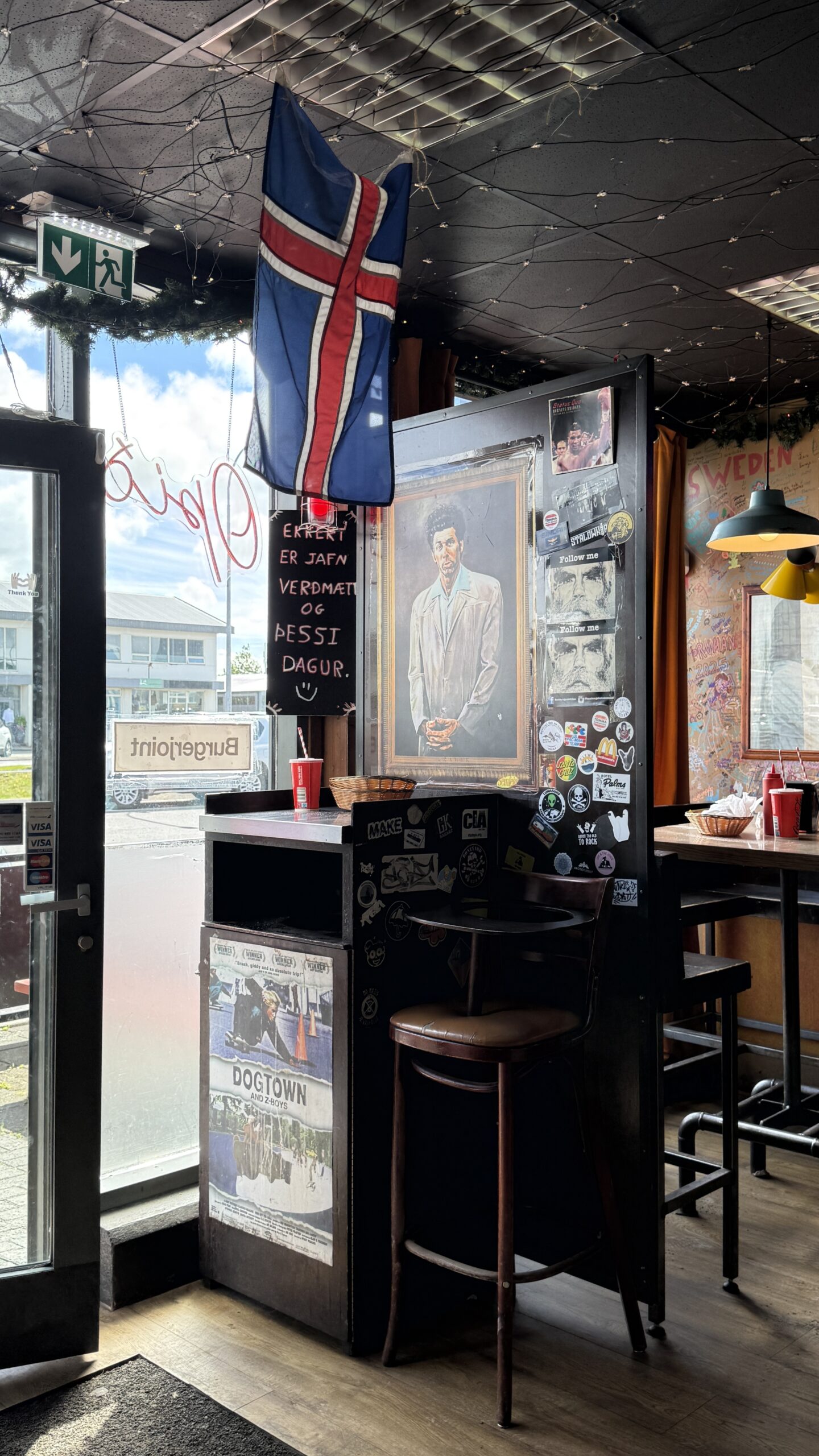 Tommi's Burger Joint